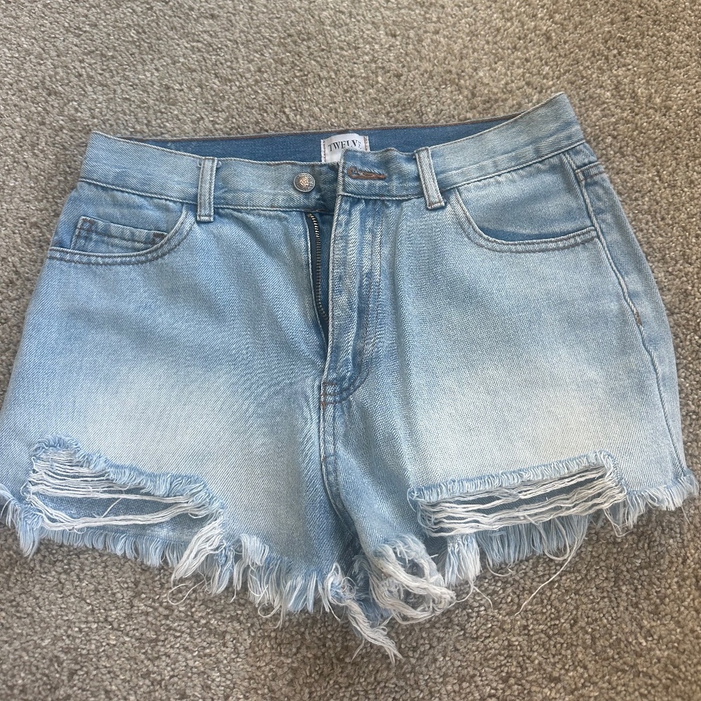 Boutique denim shorts size 26